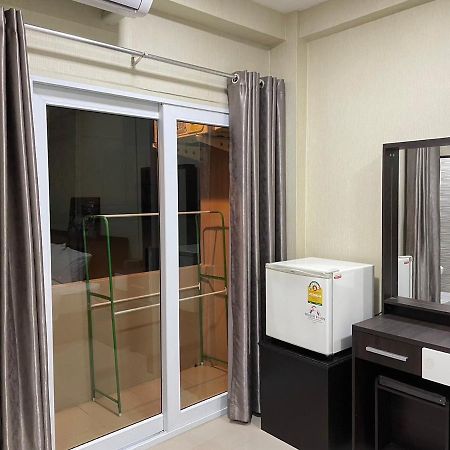 Hug Me Guesthouse Pattaya Zewnętrze zdjęcie